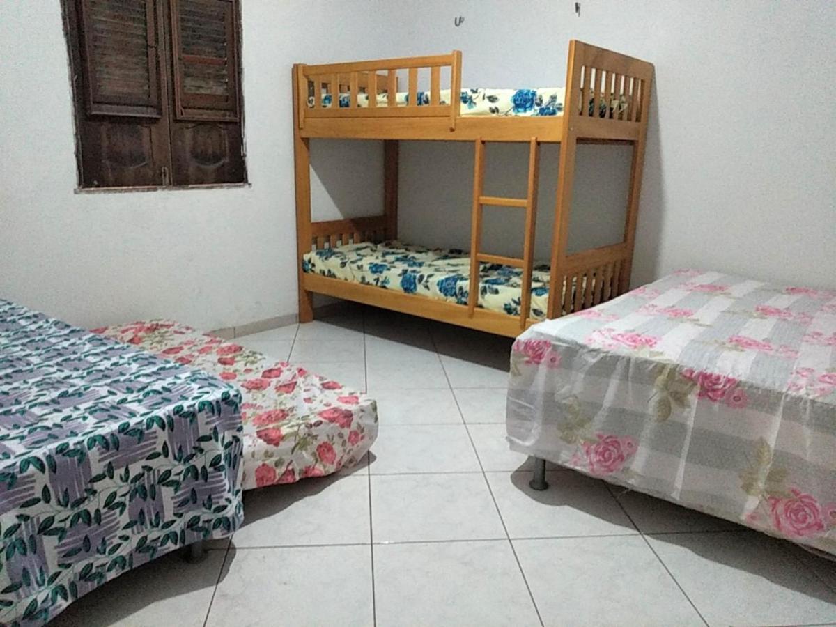 Lazer Hostel 巴雷里尼亚斯 外观 照片